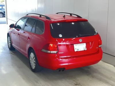 Volkswagen GOLF VARIANT