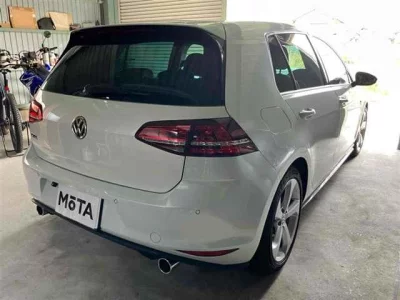 Volkswagen GOLF  с аукциона в Японии