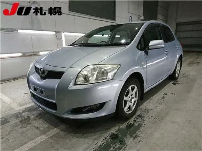 Toyota AURIS  с аукциона в Японии