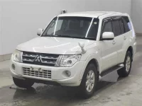 Mitsubishi PAJERO лот № 70101 оценка 3.5  с аукциона в Японии 3