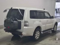 Mitsubishi PAJERO лот № 70101 оценка 3.5  с аукциона в Японии 4