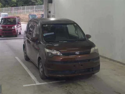 Toyota SPADE  с аукциона в Японии