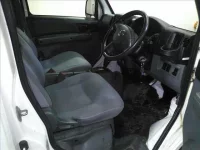 Nissan CLIPPER VAN лот № 4067 оценка 3  с аукциона в Японии 3