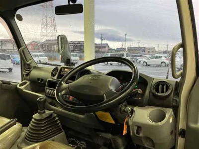 Toyota DYNA  с аукциона в Японии