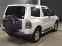 Mitsubishi PAJERO лот № 6146 оценка 3.5  с аукциона в Японии 4