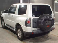 Mitsubishi PAJERO лот № 6146 оценка 3.5  с аукциона в Японии 1