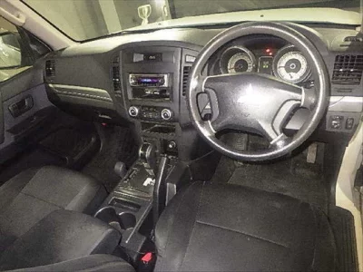 Mitsubishi PAJERO  с аукциона в Японии
