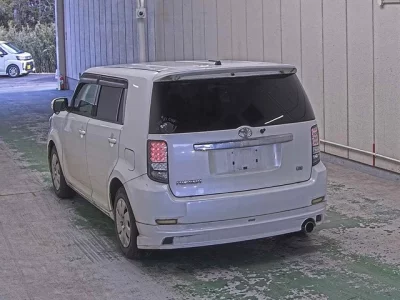 Toyota COROLLA RUMION