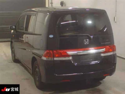 Honda STEP WAGON  с аукциона в Японии