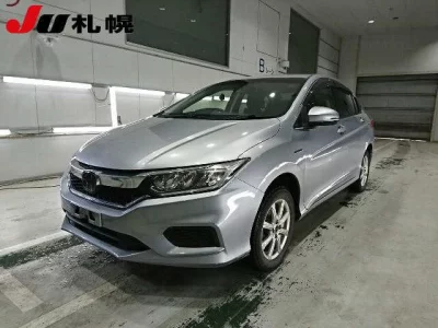 Honda GRACE  с аукциона в Японии
