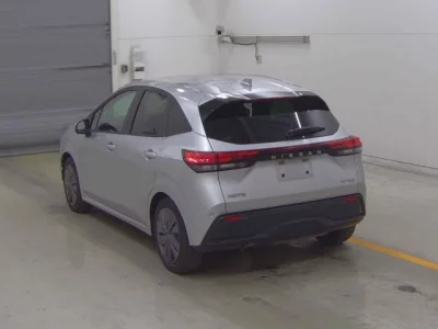 Nissan NOTE  с аукциона в Японии