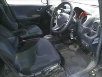 Honda FIT лот № 4083 оценка 3  с аукциона в Японии 3