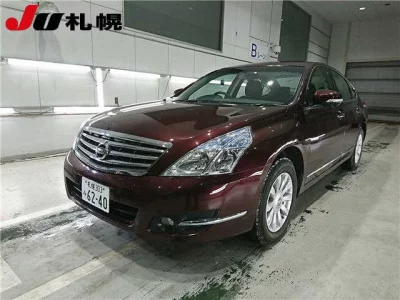 Nissan TEANA  с аукциона в Японии