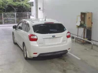 Subaru IMPREZA лот № 176 оценка 3.5  с аукциона в Японии 1