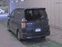 Toyota VOXY лот № 6222 оценка 3  с аукциона в Японии 1