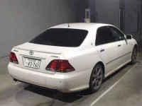 Toyota CROWN лот № 3165 оценка 3  с аукциона в Японии 1