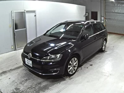 Volkswagen GOLF VARIANT