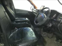 Toyota HIACE VAN лот № 750 оценка R  с аукциона в Японии 3