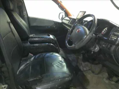 Toyota HIACE VAN  с аукциона в Японии