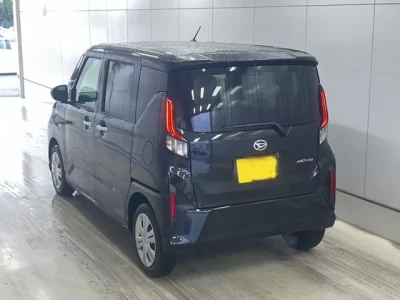 Daihatsu MOVE  с аукциона в Японии