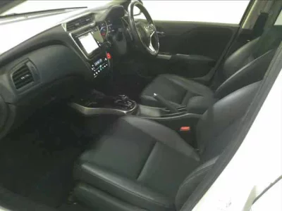 Honda GRACE  с аукциона в Японии