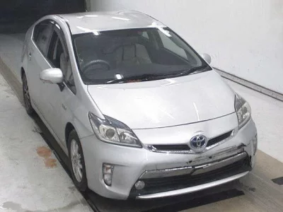 Toyota PRIUS PHV  с аукциона в Японии