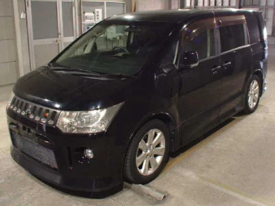 Mitsubishi DELICA D5
