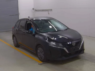 Nissan NOTE  с аукциона в Японии
