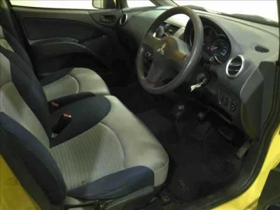 Mitsubishi COLT  с аукциона в Японии