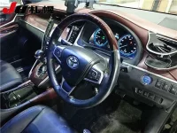 Toyota HARRIER лот № 1106 оценка 3  с аукциона в Японии 2