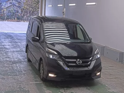 Nissan SERENA  с аукциона в Японии