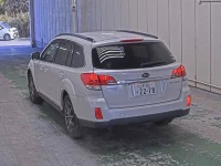 Subaru LEGACY OUTBACK лот № 6247 оценка 4  с аукциона в Японии 1