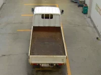 Mitsubishi CANTER лот № 1228 оценка 3.5  с аукциона в Японии 2