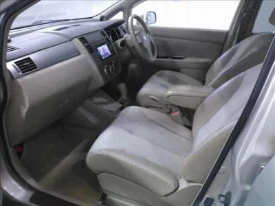 Nissan TIIDA  с аукциона в Японии