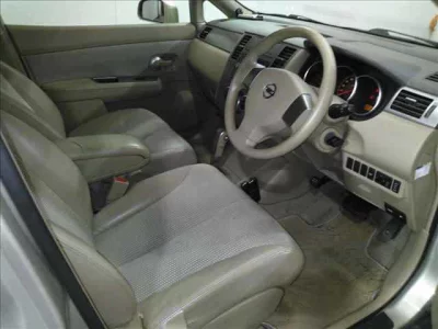 Nissan TIIDA  с аукциона в Японии