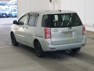 Toyota RAUM  с аукциона в Японии