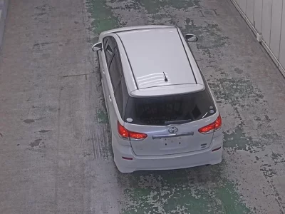 Toyota WISH  с аукциона в Японии