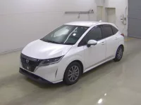 Nissan NOTE лот № 81 оценка 3.5  с аукциона в Японии 2