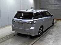 Toyota WISH лот № 1090 оценка 4  с аукциона в Японии 4