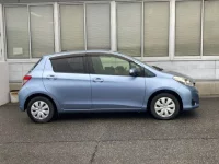 Toyota VITZ лот № 3004 оценка 4  с аукциона в Японии 2