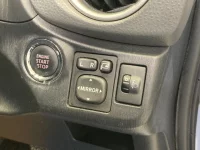 Toyota VITZ лот № 3004 оценка 4  с аукциона в Японии 4