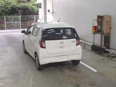 Daihatsu MIRA E S  с аукциона в Японии