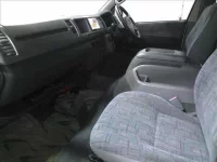 Toyota HIACE VAN лот № 774 оценка 3.5  с аукциона в Японии 2