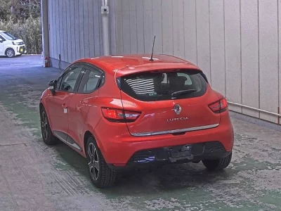 Renault LUTECIA  с аукциона в Японии