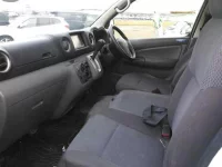 Nissan CARAVAN VAN лот № 780 оценка 3  с аукциона в Японии 2