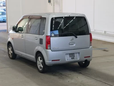 Nissan OTTI  с аукциона в Японии