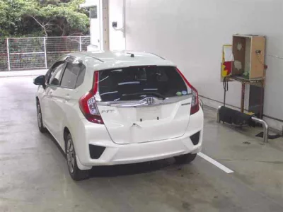 Honda FIT  с аукциона в Японии