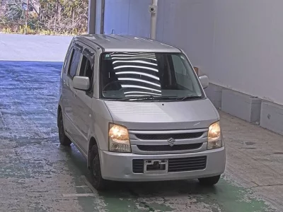 Suzuki WAGON R  с аукциона в Японии