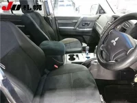 Mitsubishi PAJERO лот № 1130 оценка 3.5  с аукциона в Японии 4