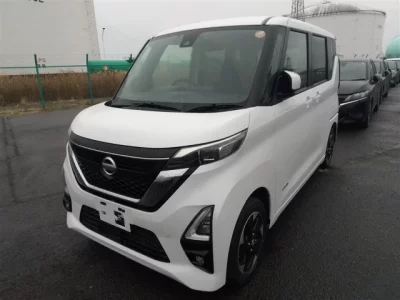 Nissan ROOX  с аукциона в Японии